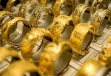 Vàng thế giới giảm nhẹ khi đồng USD và lợi suất rái phiếu tăng