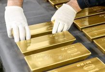 Giá vàng thế giới giảm nhẹ trong phiên giao dịch sáng đầu tuần