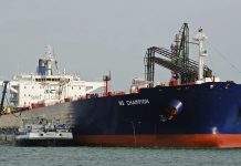 Không chờ Mỹ, EU và Anh công bố loạt biện pháp trừng phạt mới với Nga